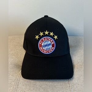 FC Bayern Munich Black Adjustable Baseball Cap OS Official Merchandise 5 Stars